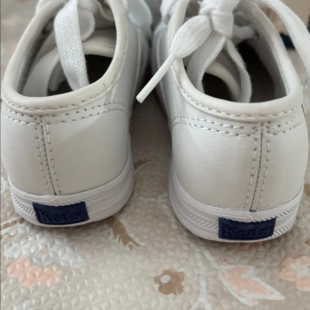 Keds Little Kids Champion Leather Lace Toe Cap Size 5.5 - Picture 7 of 9